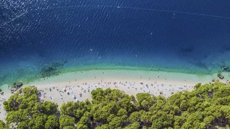 Beach / Sandy Beach Tips Croatia for Sailors: Punta Rata Beach (Brela)