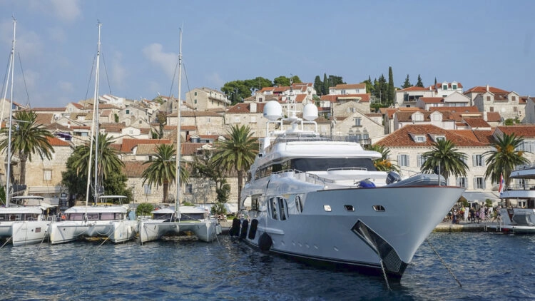 Hvar cruise Dalmatia: super yacht in Hvar town harbor