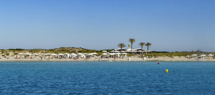 Ibiza - small, rich and beautiful: beach Formentera