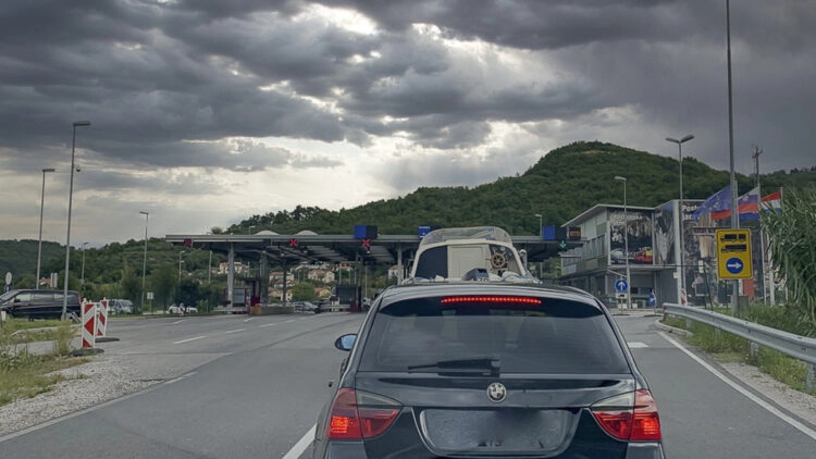Entry Croatia: traffic jam at the borders