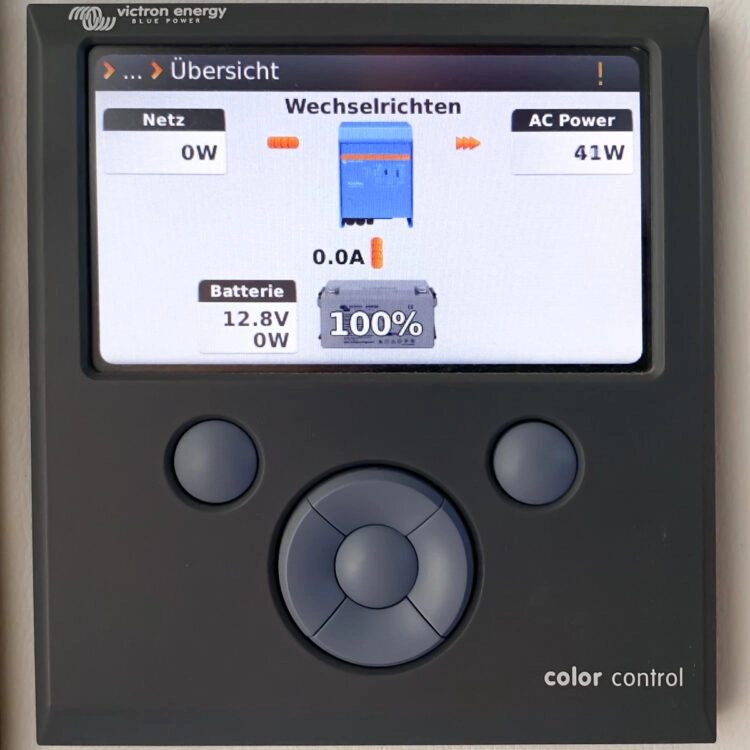 Power management / power consumption on a boat or yacht: display solar system