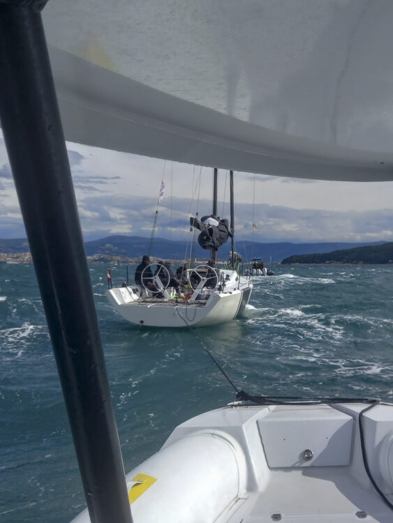 Barcolana - 41 rescues at the biggest regatta in the world: mast breakage