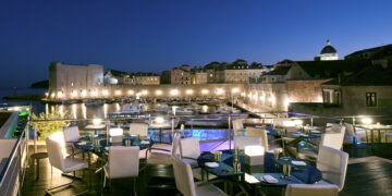 Strerne-Restaurant: Restaurant 360 | Terrasse | Dubrovnik | Kroa