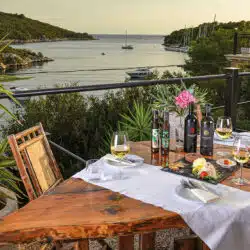 Momentas series: Gourmet stars along the Adriatic Sea - Konoba in Croatia / Dalmatia