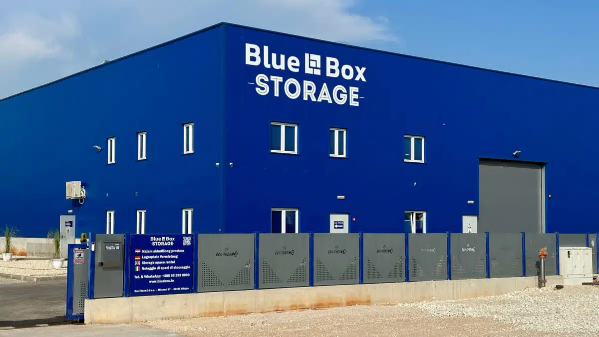 Bluebox Storage: Das Gelände ist rund um die Uhr überwacht.