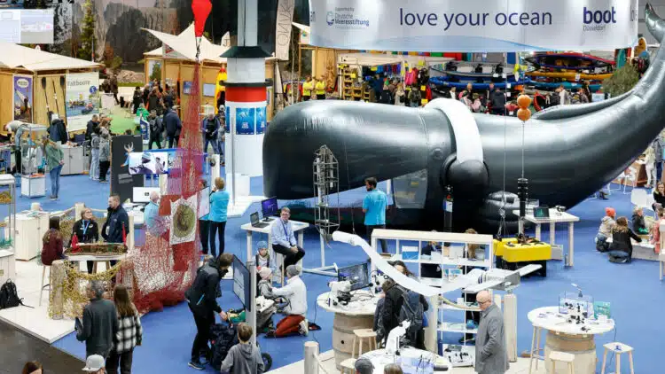 Boot Düsseldorf 2024 - Environmental protection: SeaHelp booth hall 10 booth F55