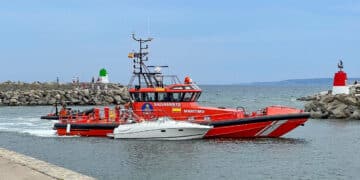 SeaHelp-Einsatz: Wassereinbruch in ein Boot - Salvamentos Maritimos