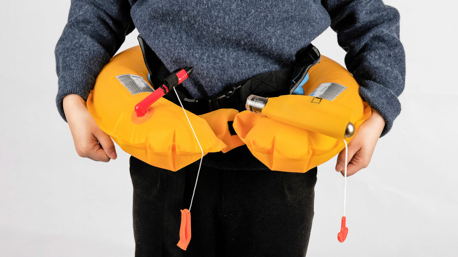 Rescue throw devices for people – pros and cons